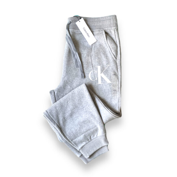 Conjunto Hombre Polerón y Jogger Calvin Klein - Imagen 5