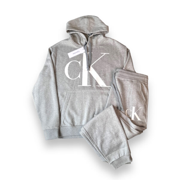 Conjunto Hombre Polerón y Jogger Calvin Klein