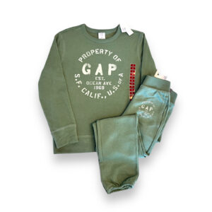 Conjunto Niño Polerón y Jogger GAP