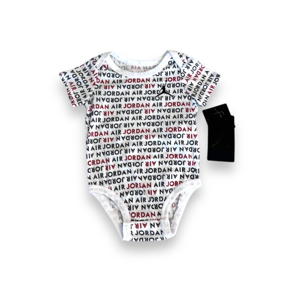 Conjunto Bebé Body y Short Jordan - Imagen 2