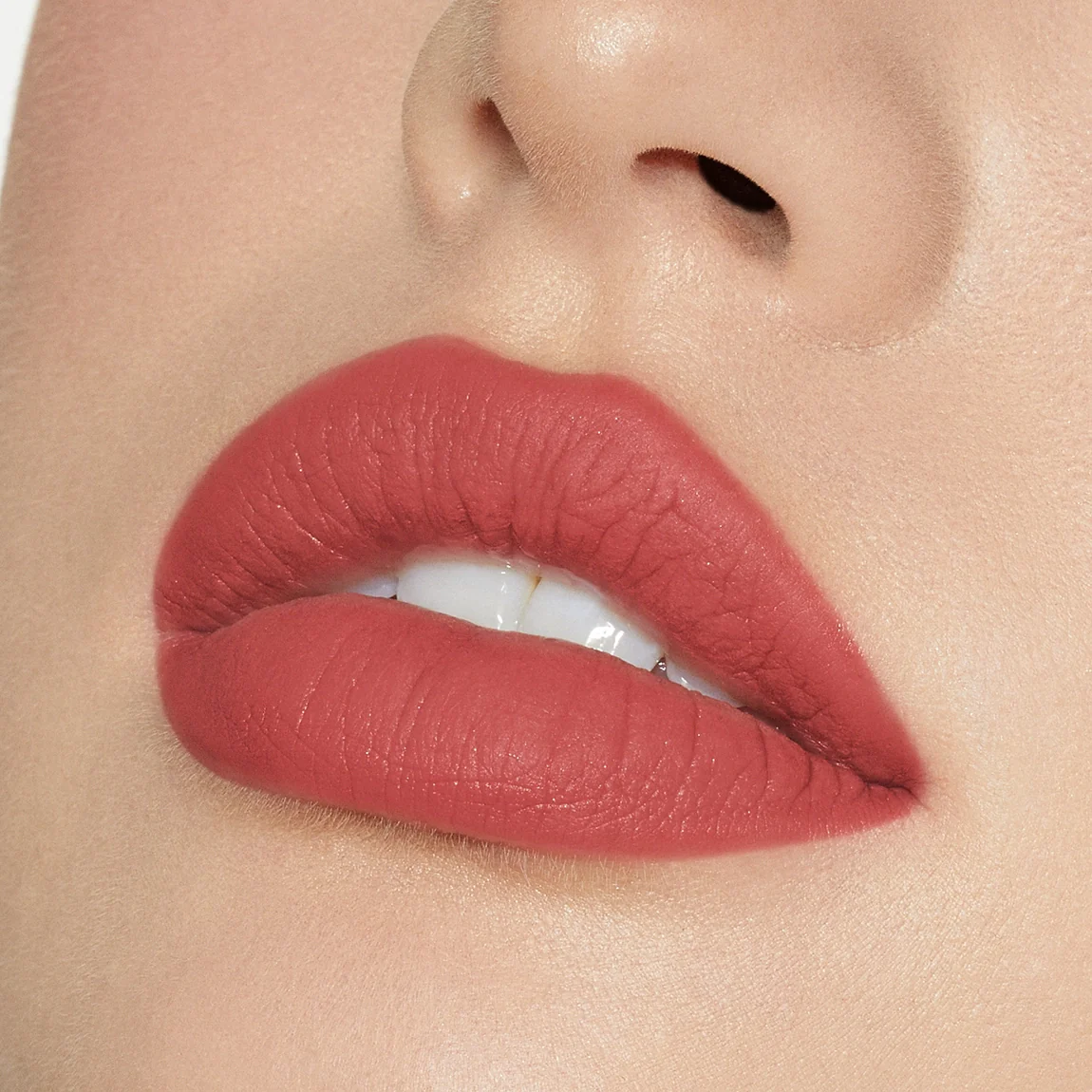 LIP BLUSH KYLIE COSMETICS - Imagen 4