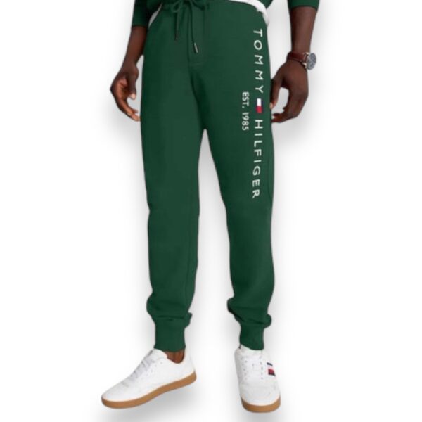 Conjunto Hombre Polerón y Jogger Tommy Hilfiger - Imagen 4